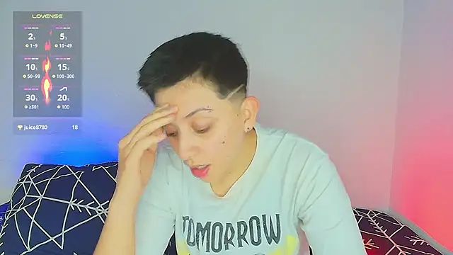 Snapshot of aron_wi chatting on February 5, 2025, 9:18 pm aron wi online show from February 5, 2025, 9:18 pm