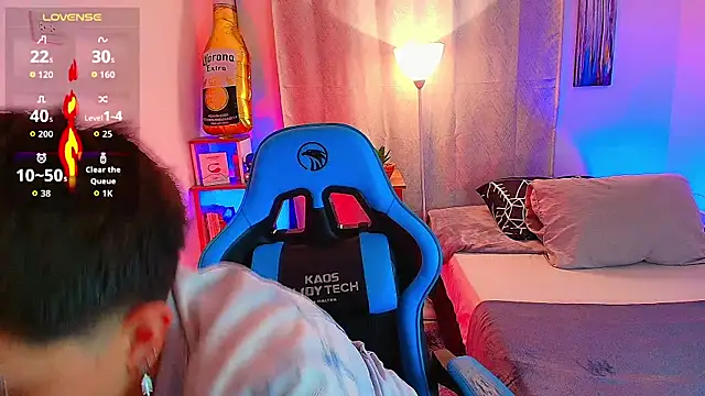 Snapshot of aron_wi chatting on September 24, 2025, 3:10 am aron wi online show from September 24, 2025, 3:10 am