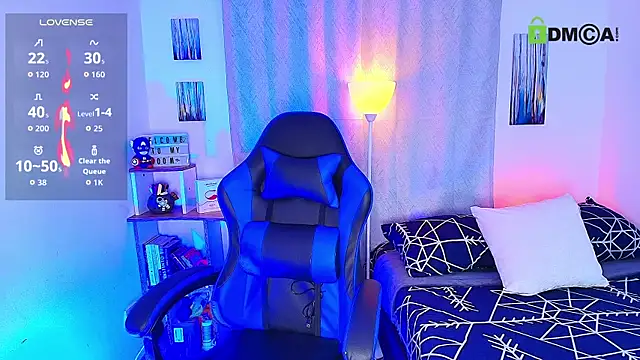 Snapshot of aron_wi chatting on October 24, 2025, 10:33 am aron wi online show from October 24, 2025, 10:33 am