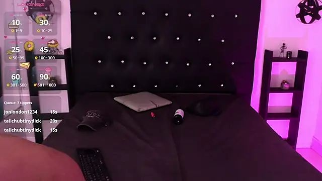 Snapshot of Mowgli_FFun chatting on October 8, 2025, 10:13 am Mowgli FFun online show from October 8, 2025, 10:13 am