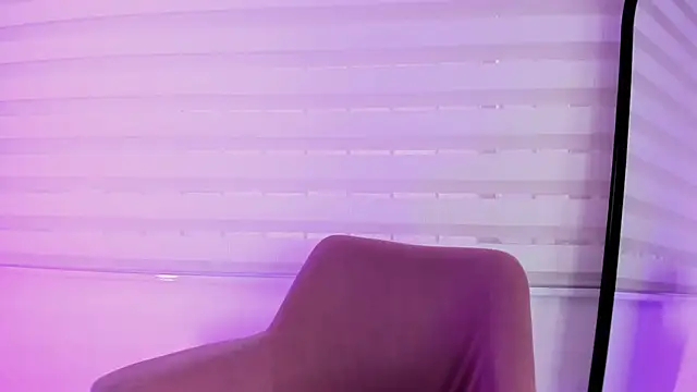 Snapshot of ariana_rosse__ chatting on January 13, 2025, 7:31 pm ariana rosse online show from January 13, 2025, 7:31 pm