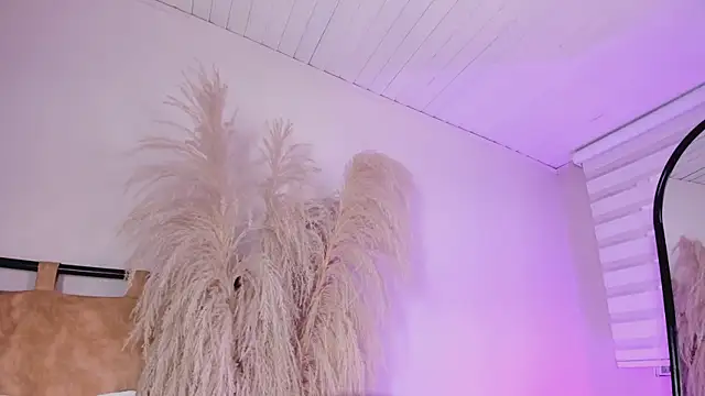 Snapshot of ariana_rosse__ chatting on January 21, 2025, 12:39 pm ariana rosse online show from January 21, 2025, 12:39 pm