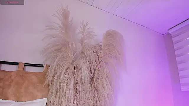 Snapshot of ariana_rosse__ chatting on January 21, 2025, 3:43 pm ariana rosse online show from January 21, 2025, 3:43 pm