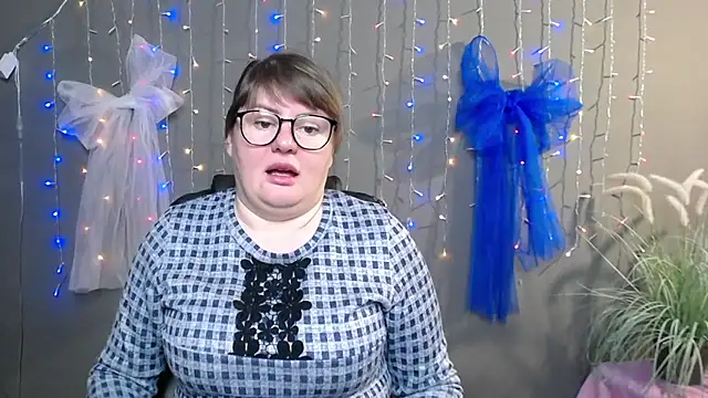 ZannaDreil online show from November 21, 2025, 7:12 pm