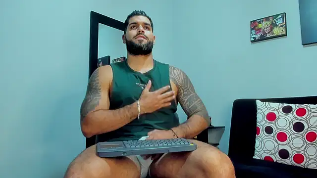 Snapshot of SamirHazard97 chatting on January 21, 2025, 10:30 pm SamirHazard97 online show from January 21, 2025, 10:30 pm