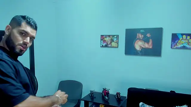 Snapshot of SamirHazard97 chatting on February 5, 2025, 2:19 am SamirHazard97 online show from February 5, 2025, 2:19 am