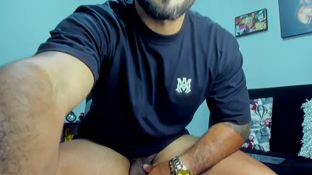 Snapshot of SamirHazard97 chatting on February 21, 2025, 10:26 pm SamirHazard97 online show from February 21, 2025, 10:26 pm