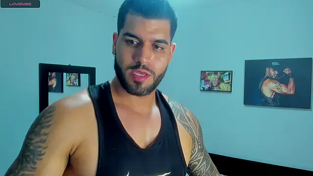 Snapshot of SamirHazard97 chatting on March 21, 2025, 3:22 am SamirHazard97 online show from March 21, 2025, 3:22 am