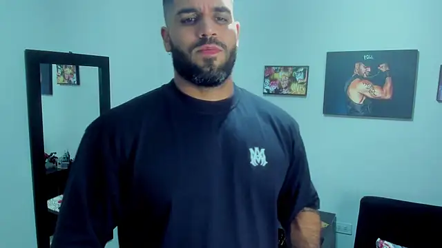 Snapshot of SamirHazard97 chatting on October 29, 2025, 8:54 pm SamirHazard97 online show from October 29, 2025, 8:54 pm