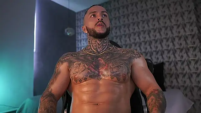 Snapshot of mariano_costa chatting on December 22, 2024, 2:27 pm mariano costa online show from December 22, 2024, 2:27 pm