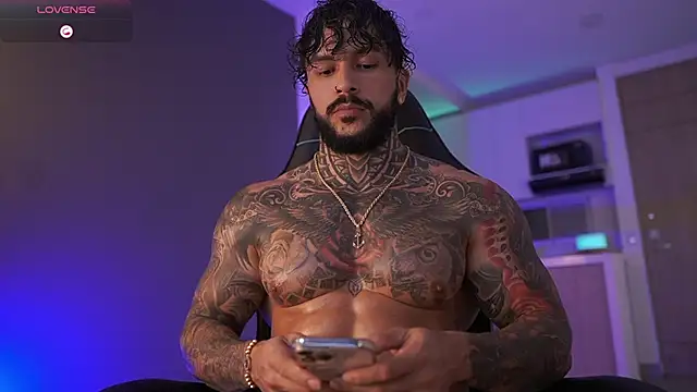 Snapshot of mariano_costa chatting on September 24, 2025, 2:15 am mariano costa online show from September 24, 2025, 2:15 am