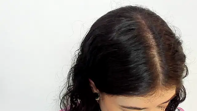 melody suarez online show from December 27, 2024, 10:37 pm