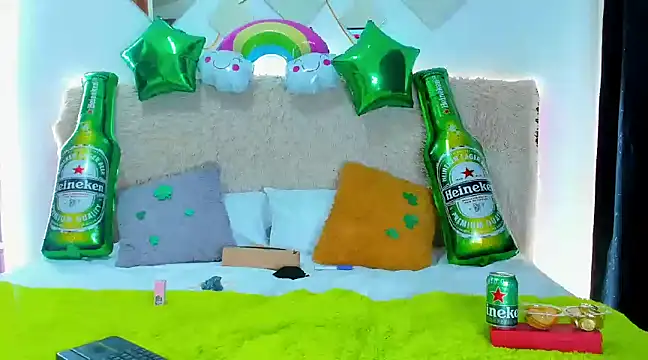 Snapshot of Cristal_moon1 chatting on March 18, 2025, 12:16 am Cristal moon1 online show from March 18, 2025, 12:16 am