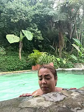 valeria2019hot online show from October 17, 2025, 6:32 pm