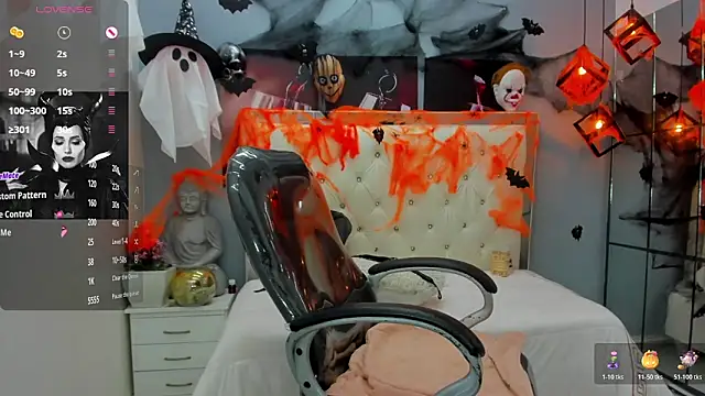 Snapshot of miranda_vegaa chatting on October 29, 2025, 11:28 pm miranda vegaa online show from October 29, 2025, 11:28 pm