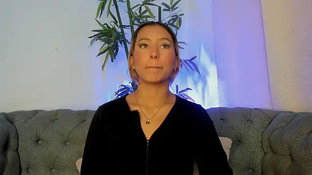 miranda villa online show from December 15, 2025, 12:53 pm