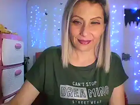 alixia81 online show from March 1, 2025, 2:15 am