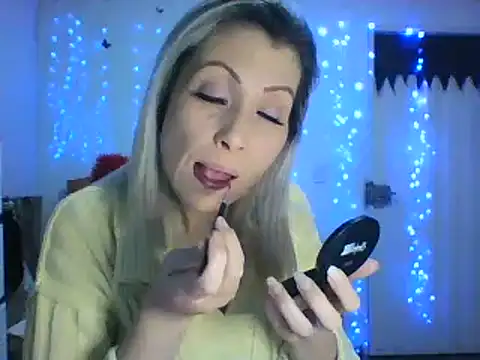 alixia81 online show from March 16, 2025, 9:49 am