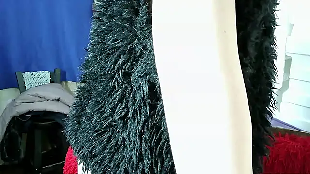 alixia81 online show from October 17, 2025, 12:36 am