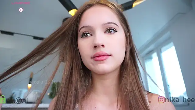 Snapshot of hecola chatting on October 5, 2025, 9:18 am hecola online show from October 5, 2025, 9:18 am