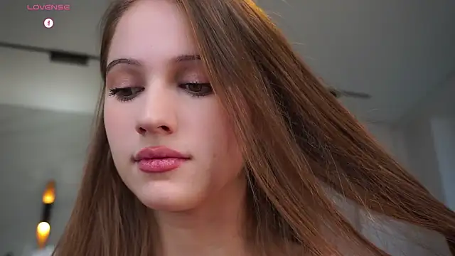 Snapshot of hecola chatting on November 8, 2025, 11:21 am hecola online show from November 8, 2025, 11:21 am