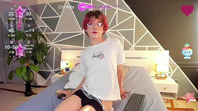 Snapshot of Max_lover1 chatting on February 19, 2025, 9:03 pm Max lover1 online show from February 19, 2025, 9:03 pm