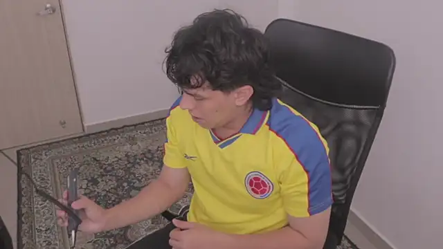 Tony Hoffa online show from December 21, 2025, 7:21 pm