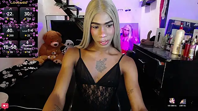 Kendall Gil online show from April 25, 2026, 4:37 pm