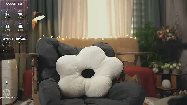 Feral Berrry  online show from January 10, 2025, 6:09 am