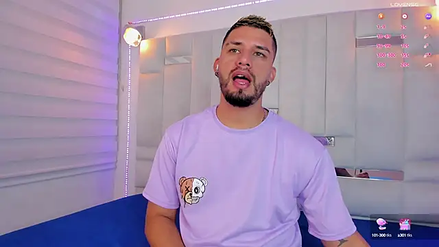 Snapshot of Jacoob19_ chatting on January 10, 2025, 1:31 pm Jacoob19 online show from January 10, 2025, 1:31 pm