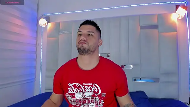 Snapshot of Jacoob19_ chatting on February 1, 2025, 1:30 pm Jacoob19 online show from February 1, 2025, 1:30 pm