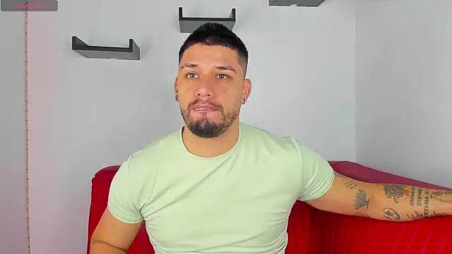 Snapshot of Jacoob19_ chatting on November 15, 2025, 12:56 pm Jacoob19 online show from November 15, 2025, 12:56 pm