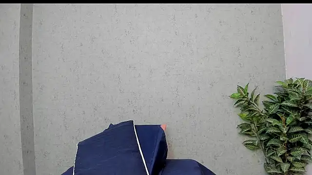 Tiffany mendez online show from February 9, 2026, 12:09 pm