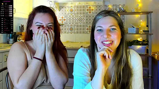 Snapshot of Annie_aww chatting on February 3, 2025, 11:36 pm Annie aww online show from February 3, 2025, 11:36 pm