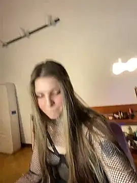 Snapshot of Annie_aww chatting on March 1, 2025, 11:15 pm Annie aww online show from March 1, 2025, 11:15 pm