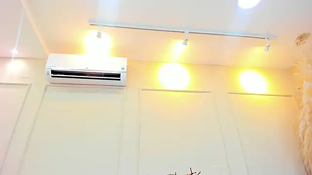 nahomygrey  online show from March 14, 2025, 2:10 am