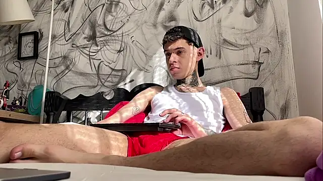 Snapshot of Saturno_v chatting on January 5, 2025, 1:36 pm Saturno v online show from January 5, 2025, 1:36 pm