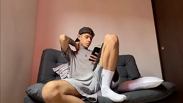 Snapshot of Saturno_v chatting on March 20, 2025, 1:15 pm Saturno v online show from March 20, 2025, 1:15 pm