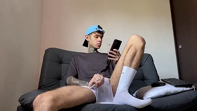 Snapshot of Saturno_v chatting on September 24, 2025, 2:59 am Saturno v online show from September 24, 2025, 2:59 am