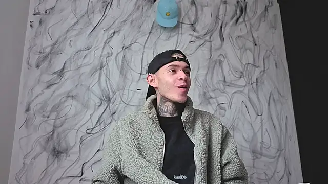 Snapshot of Saturno_v chatting on October 10, 2025, 1:54 pm Saturno v online show from October 10, 2025, 1:54 pm