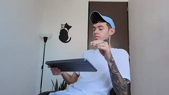 Saturno v online show from February 26, 2026, 2:27 pm