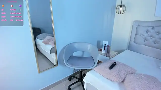 escarleth   online show from July 29, 2026, 1:53 pm