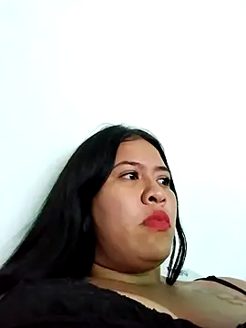 Miia grand online show from December 20, 2024, 6:35 pm