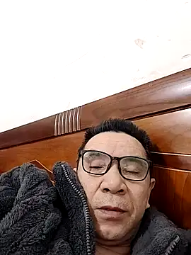 yjw6688 online show from February 23, 2026, 12:19 am