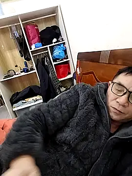 yjw6688 online show from March 6, 2026, 9:50 am