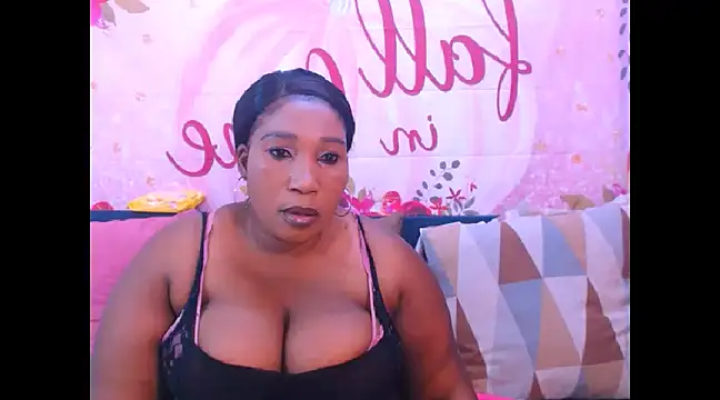 Snapshot of SexcGals chatting on January 20, 2025, 7:04 pm SexcGals online show from January 20, 2025, 7:04 pm