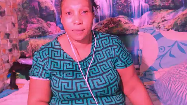 Snapshot of SexcGals chatting on September 8, 2025, 7:02 pm SexcGals online show from September 8, 2025, 7:02 pm