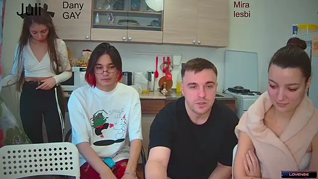 fcjuicy pussy online show from January 9, 2025, 10:31 am