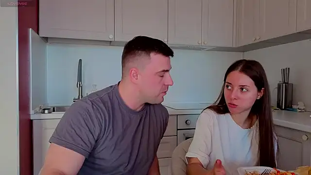 fcjuicy pussy online show from September 28, 2025, 1:49 pm