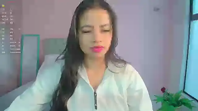 Snapshot of soyzarahtorres chatting on January 16, 2025, 6:27 pm soyzarahtorres online show from January 16, 2025, 6:27 pm